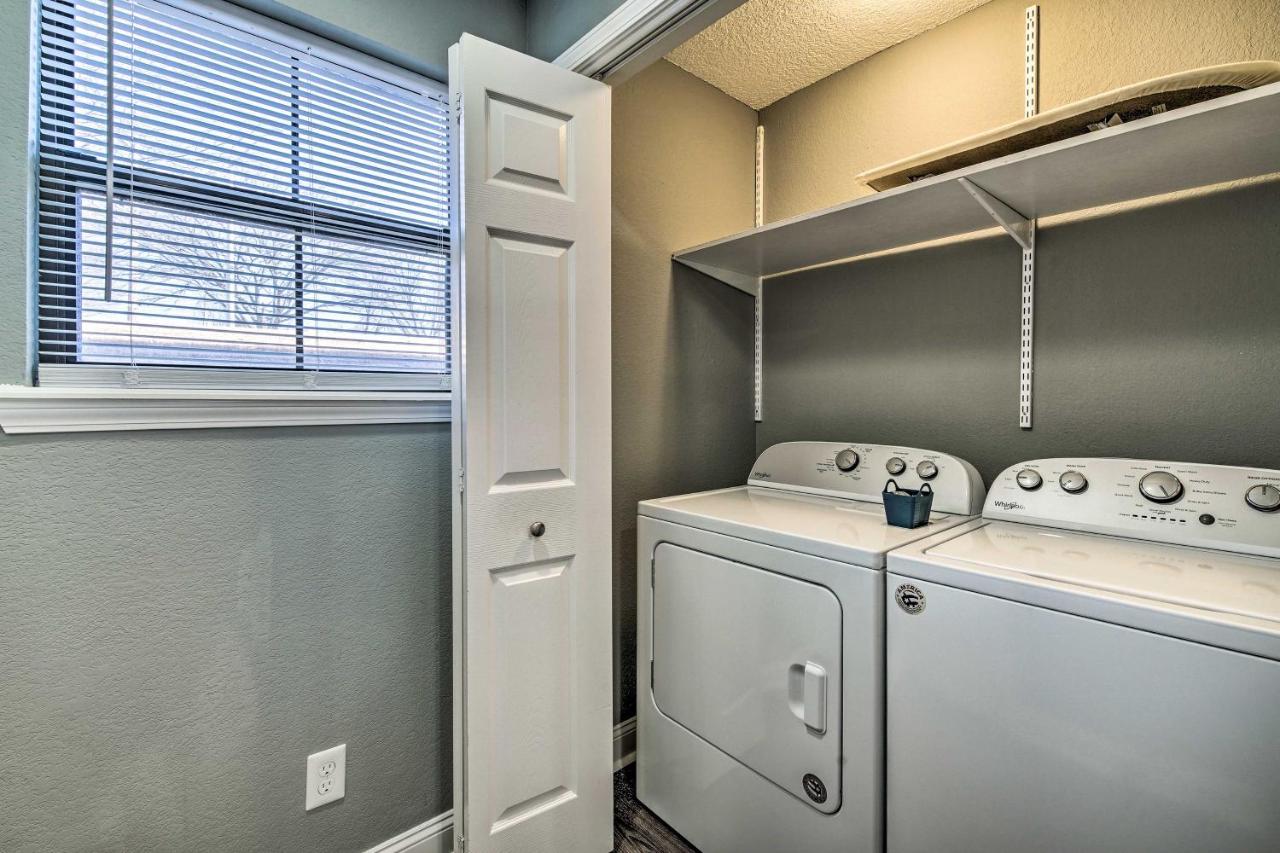 Pet-Friendly Branson Getaway With Private Patio!アパートメント エクステリア 写真